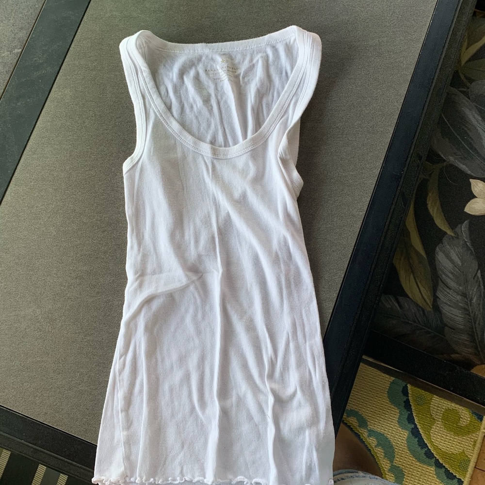 Banana Republic cotton tank